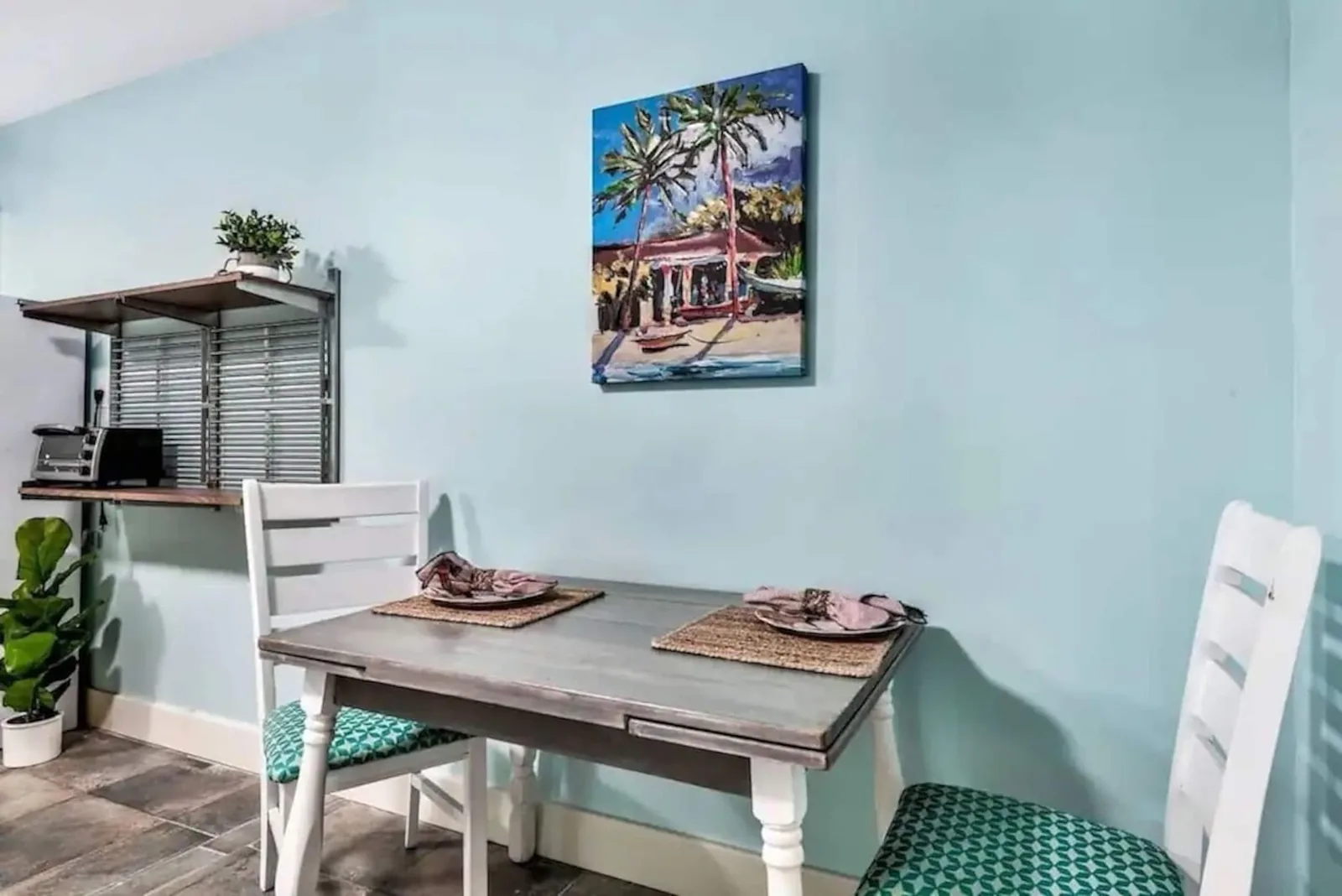 Downstairs suite kitchenette table