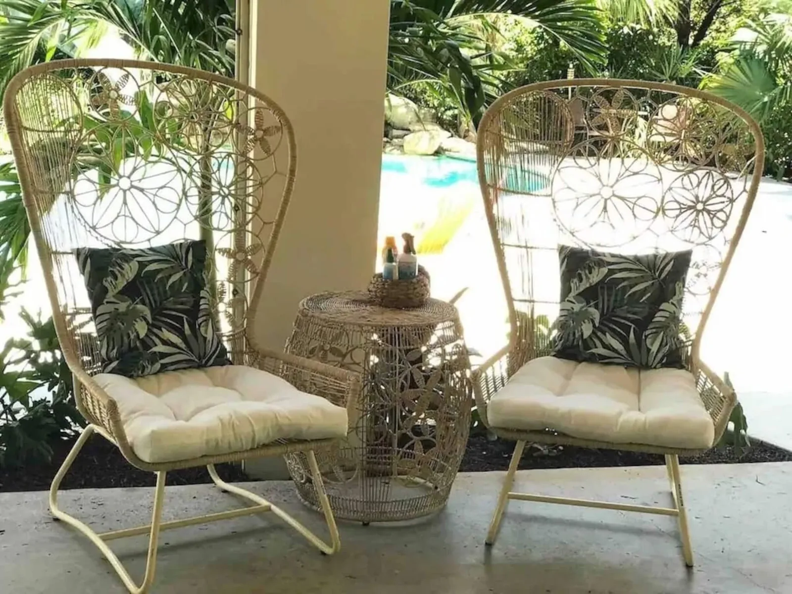Wicker chairs by the pool