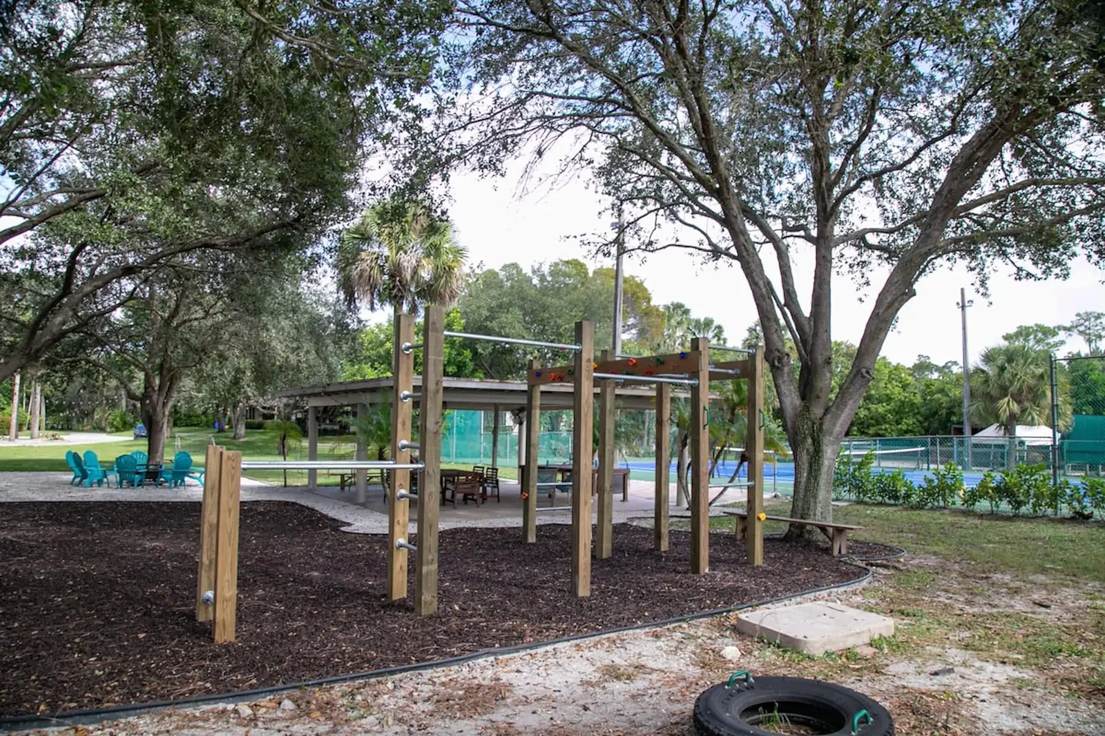 Parkour area under the oaks