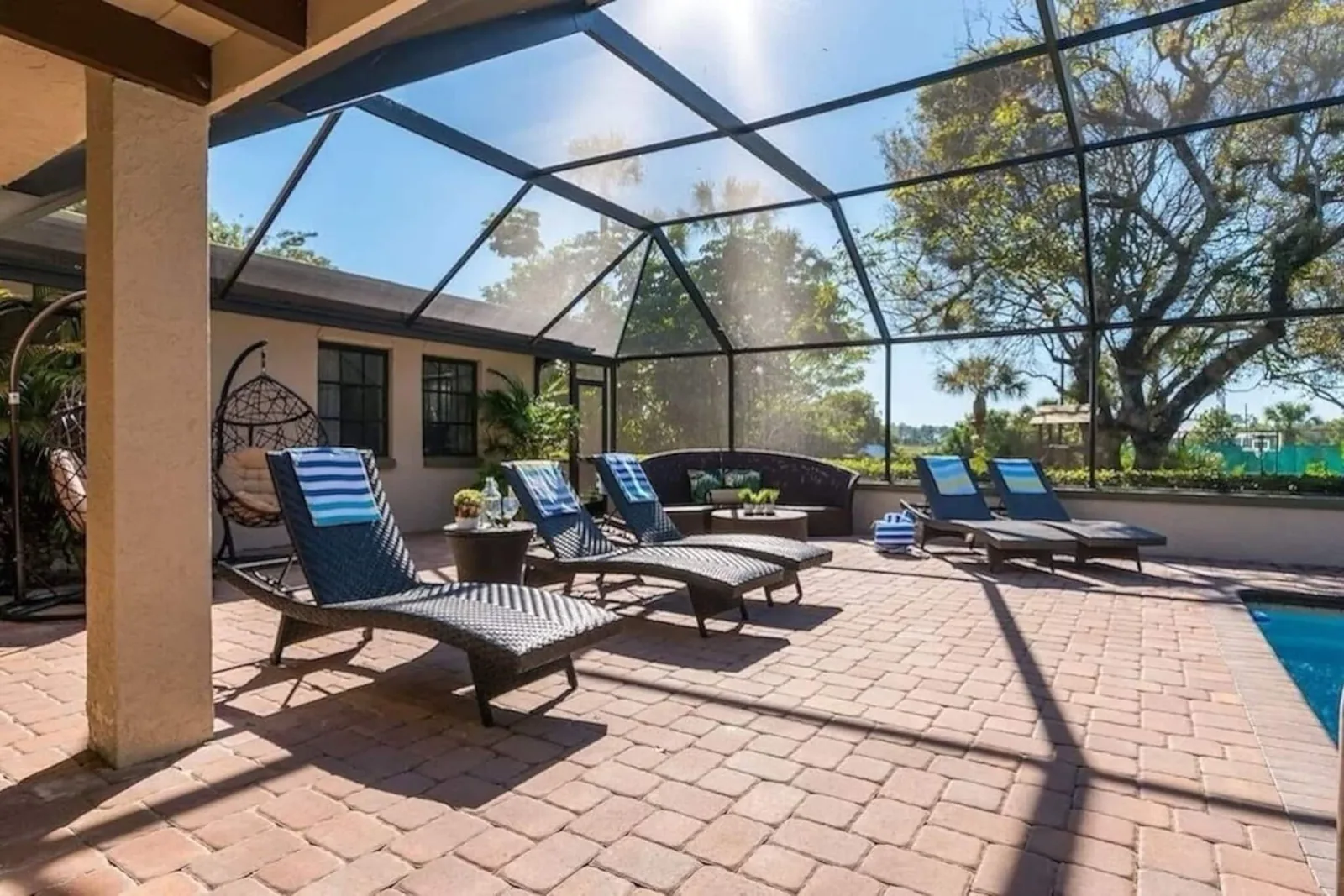 Lounge chairs on the brick pool deck